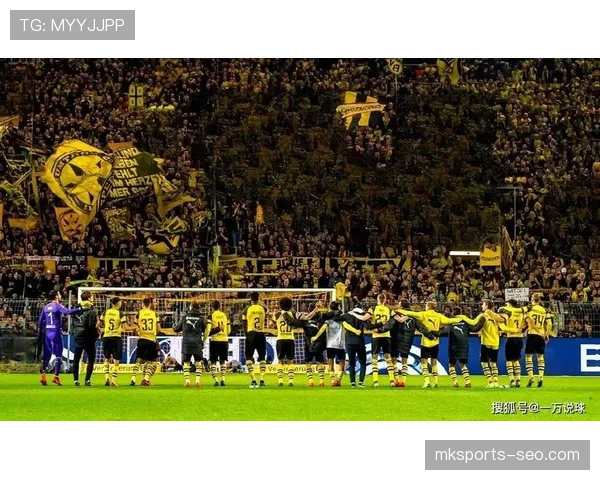 多特蒙德防线频频被打穿，问题不在个人，而在全队站位彻底乱了